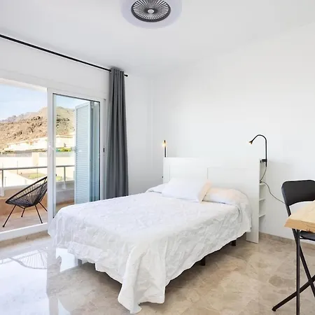 Royal By Eden Holiday home